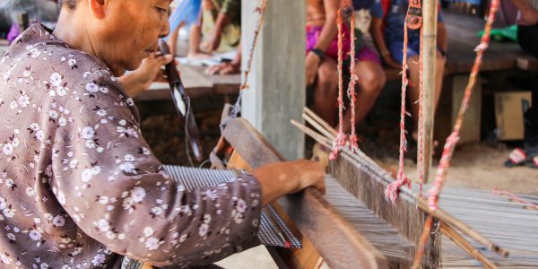 Textiles production in Kralanh District